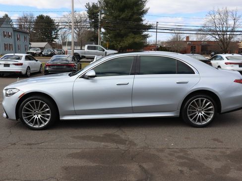 Used 2022 Mercedes-Benz S 500 S 500 4MATIC Sedan AMG w/ AMG Line Package image 8