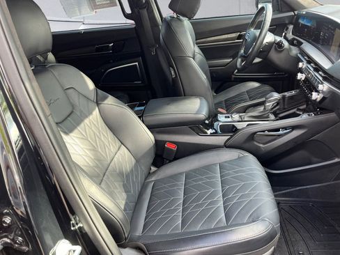 Used 2025 Kia Telluride SX Prestige X-Line AWD/4WD image 14