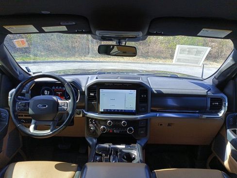 Used 2021 Ford F150 Lariat w/ Equipment Group 502A High image 7