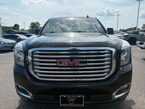Used 2017 GMC Yukon SLT w/ Premium Edition AWD/4WD image 9