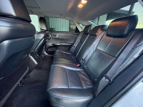 Used 2017 Toyota Avalon Touring image 15