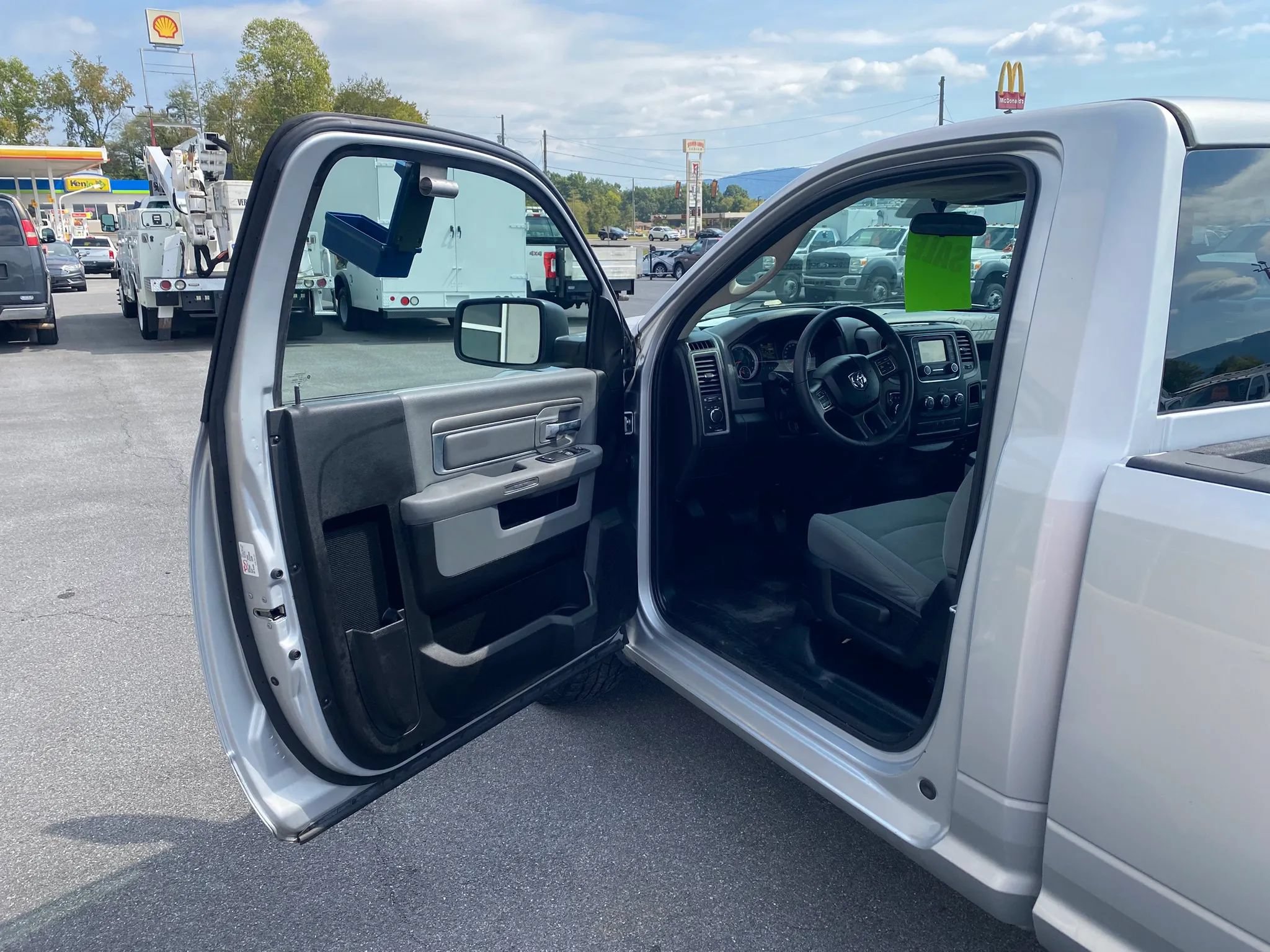 Used 2019 RAM 1500 Tradesman w/ Popular Equipment Group RWD image 5