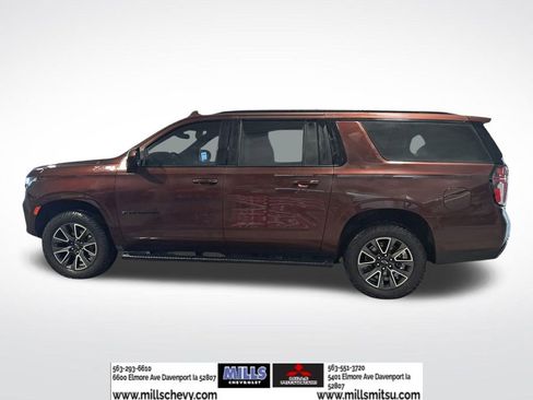 Used 2023 Chevrolet Suburban Z71 image 8