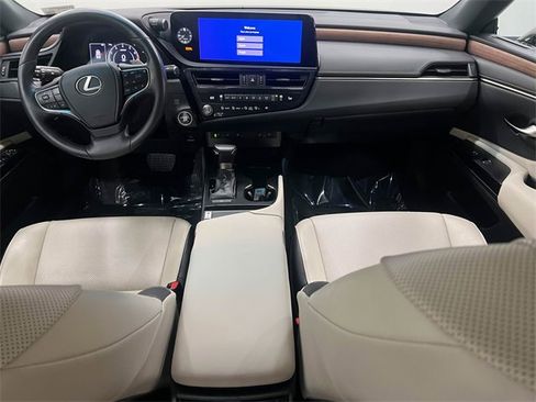 Certified 2023 Lexus ES 350 w/ Premium Package image 14