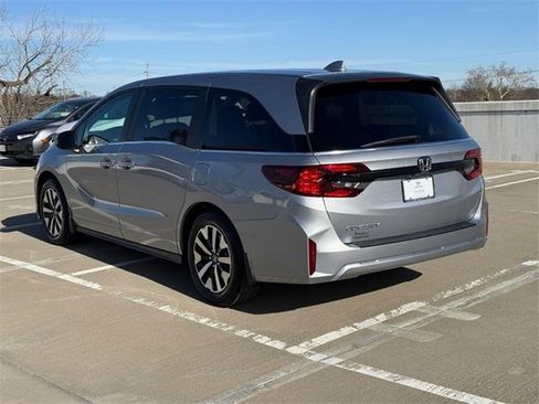 Used 2026 Honda Odyssey EX-L image 6