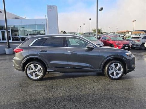 Used 2025 Audi Q5 Premium Plus image 37