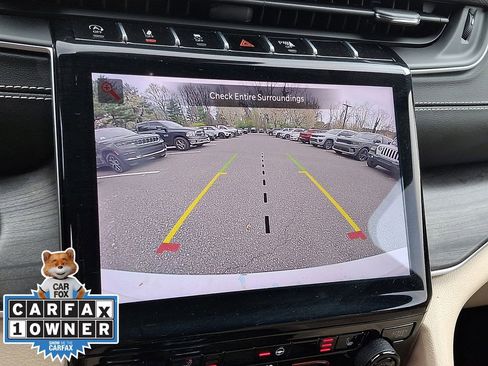 Used 2023 Jeep Grand Cherokee L Limited image 20