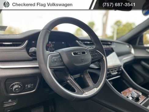 Used 2024 Jeep Grand Cherokee L Limited w/ Trailer Tow Package image 18