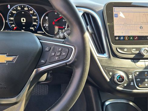 Used 2024 Chevrolet Malibu LT image 30