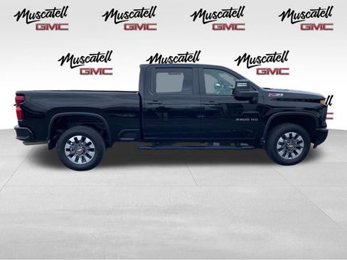 Used 2024 Chevrolet Silverado 2500 Custom w/ Custom Value Package AWD/4WD image 7