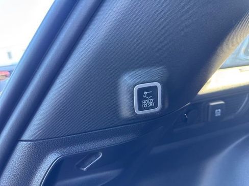 Used 2023 Jeep Grand Cherokee Altitude image 22