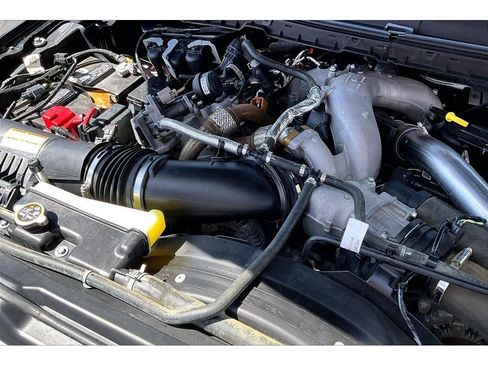 Used 2022 Ford F350 Platinum AWD/4WD image 36
