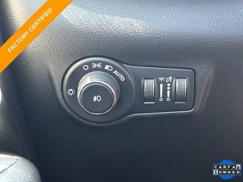 Certified 2023 Jeep Compass Latitude AWD/4WD image 37