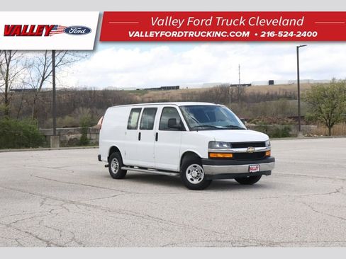 Used 2024 Chevrolet Express 2500 w/ Driver Convenience Package RWD image 1