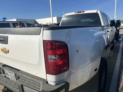 Used 2021 Chevrolet Suburban Z71 w/ Luxury Package image 10