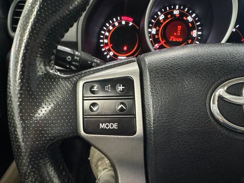 Used 2012 Toyota 4Runner Limited AWD/4WD image 36