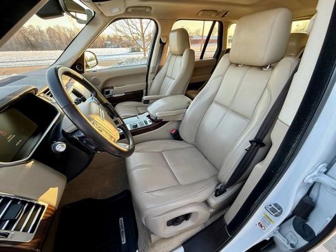 Used 2017 Land Rover Range Rover Base AWD 4dr SUV image 13