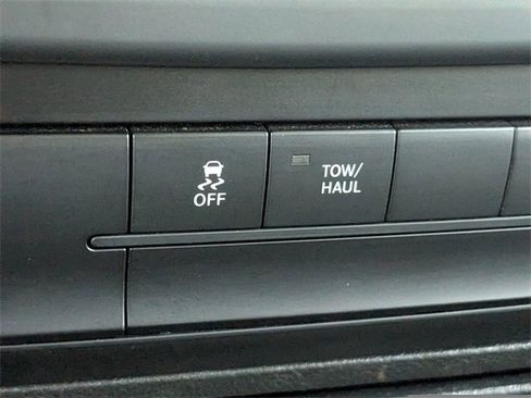 Used 2024 RAM 1500 Classic SLT image 22