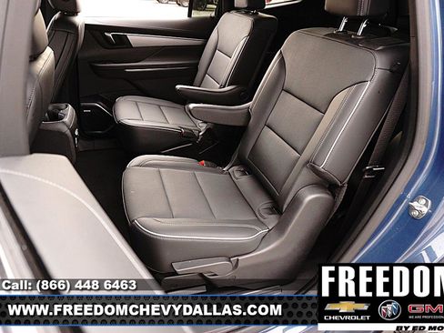 Used 2025 Buick Enclave Preferred image 10