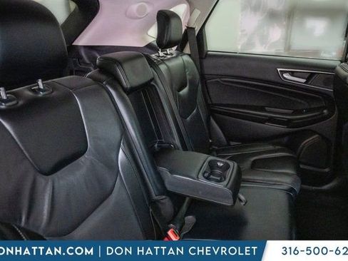 Used 2022 Ford Edge Titanium image 27