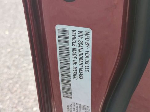 Used 2022 Jeep Compass Trailhawk image 35