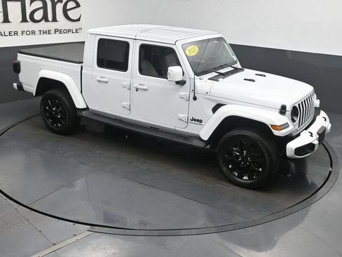 Used 2023 Jeep Gladiator Overland AWD/4WD image 46