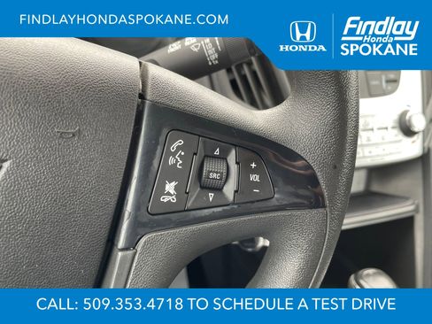 Used 2017 Chevrolet Equinox LS image 16