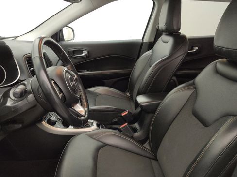 Used 2019 Jeep Compass Latitude w/ Popular Equipment Group image 17