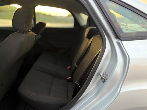 Used 2015 Ford Focus S image 14