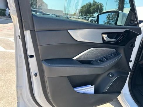 Used 2023 Acura MDX w/ Technology Package FWD image 7