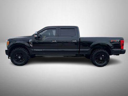 Used 2018 Ford F250 Platinum w/ Platinum Ultimate Package AWD/4WD image 6