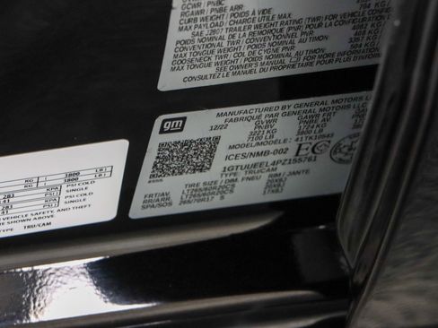 Used 2023 GMC Sierra 1500 AT4 w/ Technology Package image 35