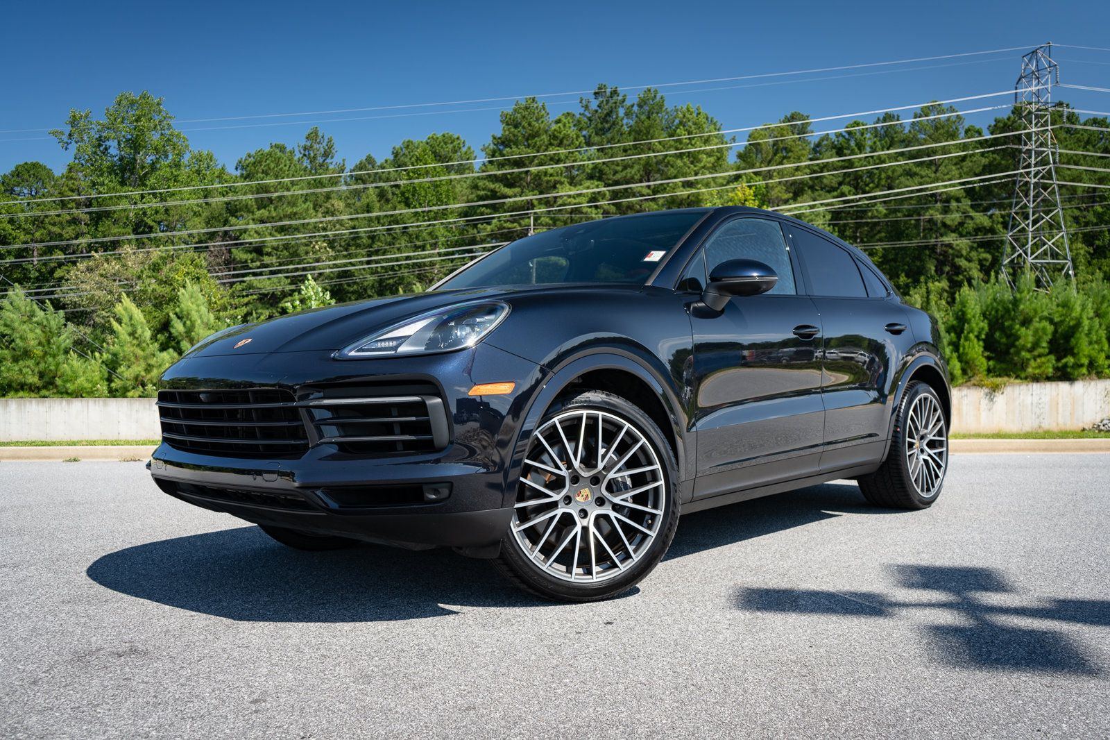 Used 2023 Porsche Cayenne Platinum Edition AWD/4WD image 5