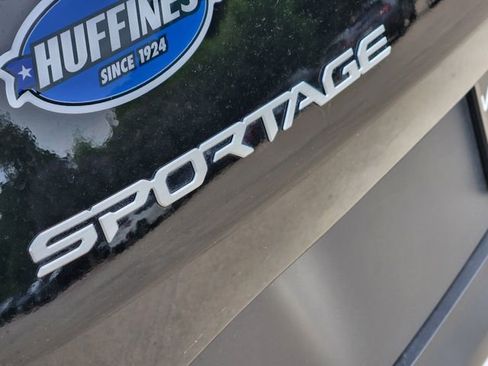 Certified 2023 Kia Sportage EX FWD image 10