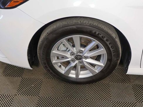 Used 2025 Toyota Camry LE w/ Convenience Package image 15