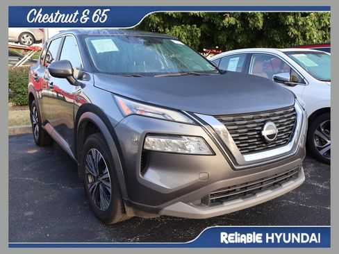 Used 2023 Nissan Rogue SV FWD image 1