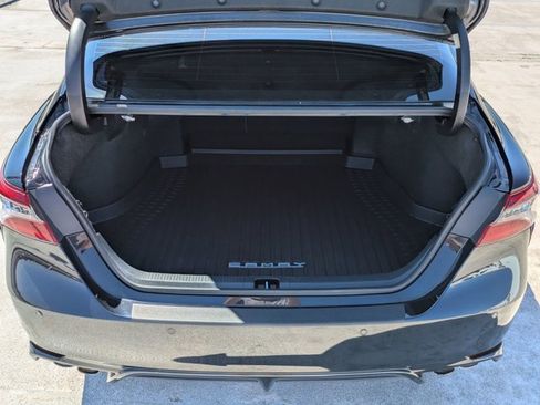 Used 2023 Toyota Camry XSE image 10