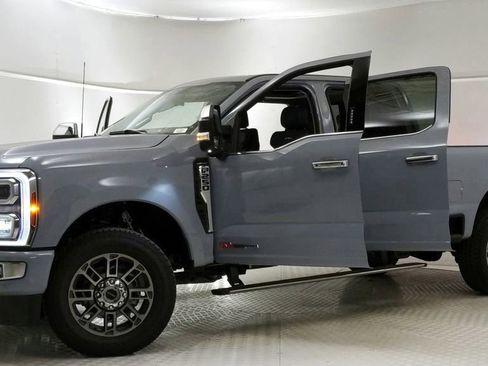 Certified 2024 Ford F250 Limited AWD/4WD image 14