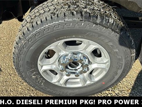 New 2026 Ford F250 XLT w/ XLT Premium Package image 36