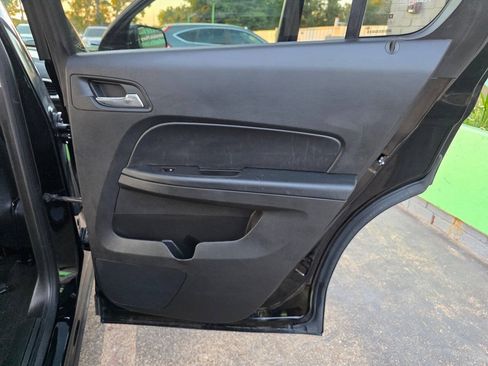 Used 2015 Chevrolet Equinox LT w/ Driver Convenience Package FWD image 17