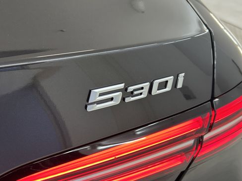 Used 2025 BMW 530i image 25