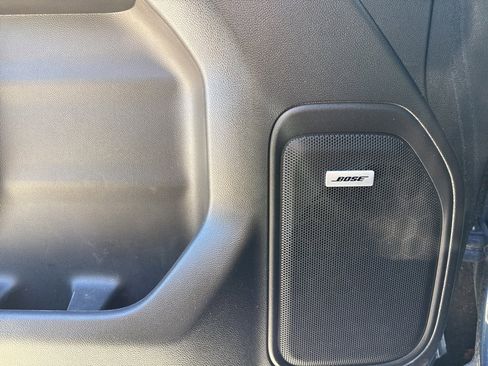 Used 2021 Chevrolet Silverado 1500 LT Trail Boss w/ Convenience Package II image 23