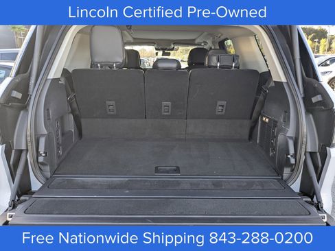 Certified 2025 Lincoln Navigator Reserve image 13