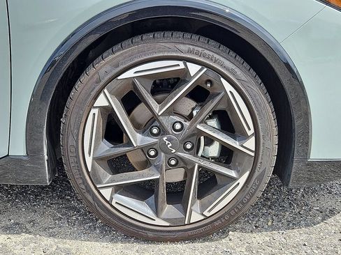 Used 2025 Kia K4 GT-Line w/ GT-Line Premium Package FWD image 8