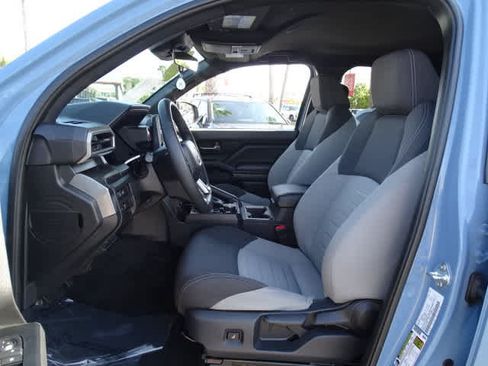 Used 2026 Toyota Tacoma TRD Off-Road AWD/4WD image 18