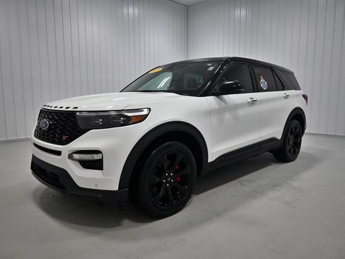 Used 2021 Ford Explorer ST w/ ST Street Pack AWD/4WD image 24