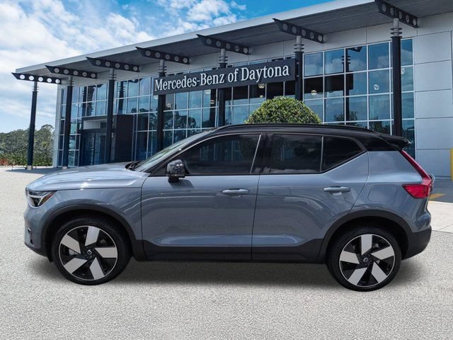 Used 2023 Volvo XC40 Recharge Ultimate w/ Protection Package Premier AWD/4WD image 7