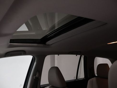 Used 2022 Honda Pilot EX-L image 10