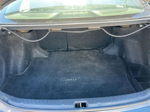 Used 2010 Toyota Corolla LE image 11