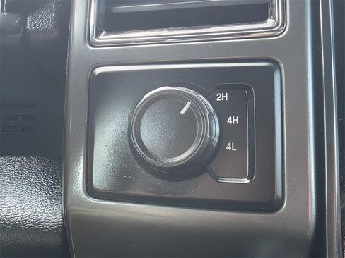 Used 2020 Ford F150 XLT w/ Equipment Group 302A Luxury image 24